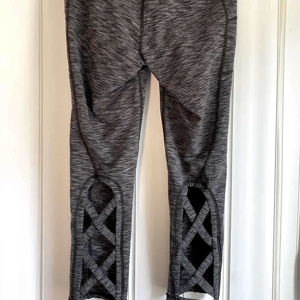Torrid active crop pant